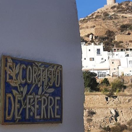 Cortijo Ferre, A Los Pies Del Castillo La Atalaya De Nijar Luaran gambar