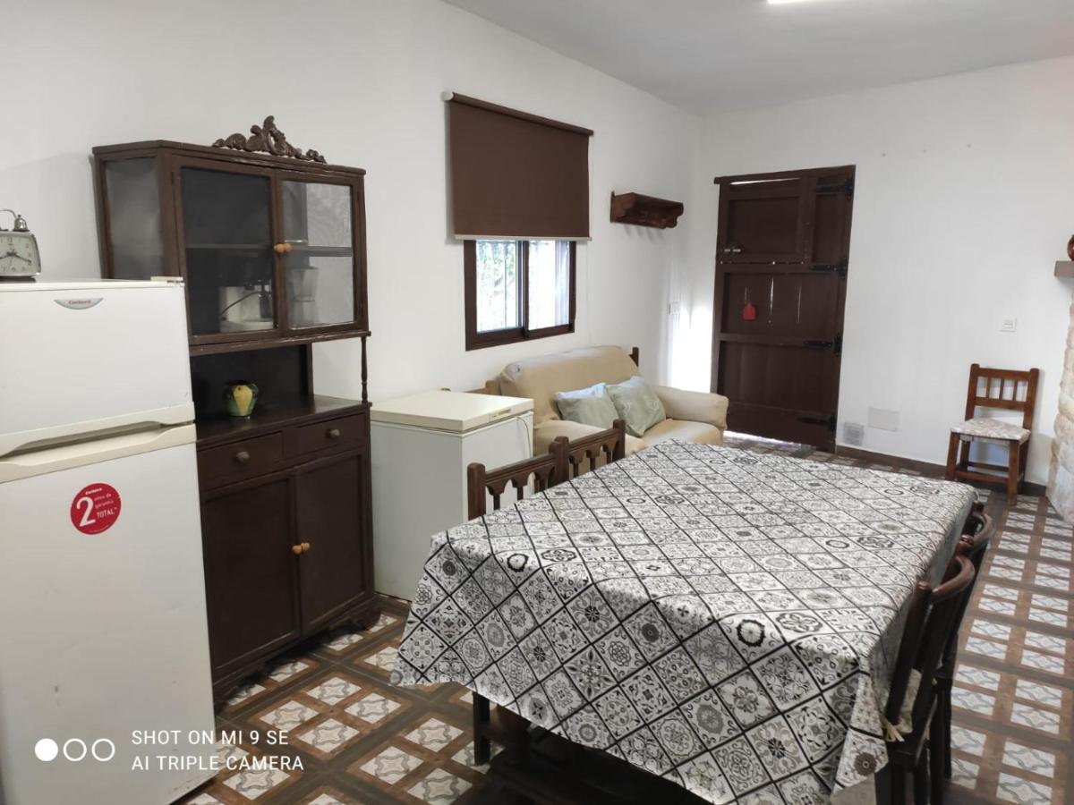 Cortijo Ferre, A Los Pies Del Castillo La Atalaya De Nijar Luaran gambar