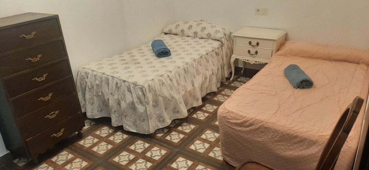 Cortijo Ferre, A Los Pies Del Castillo La Atalaya De Nijar Luaran gambar